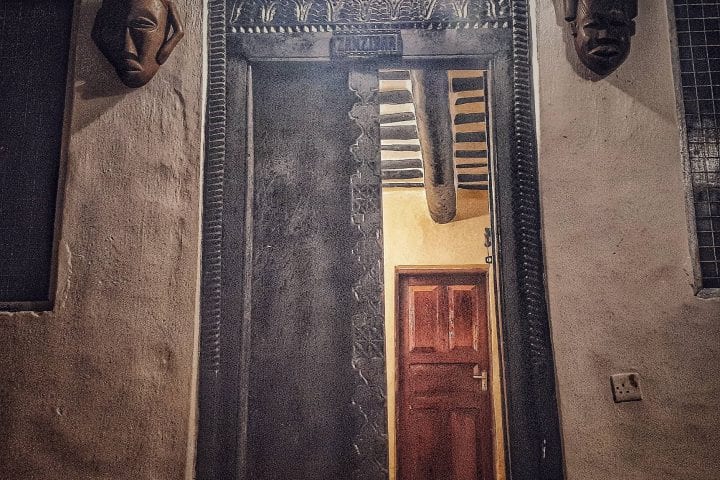 Zanzibar house budzet smestaj vrata