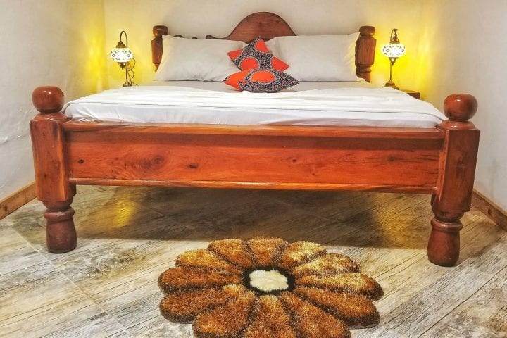 Soba sa bracnim krevetom